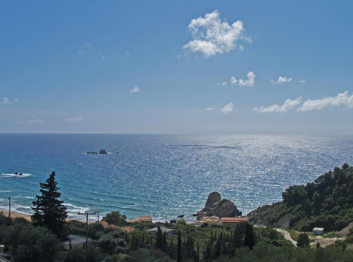 Apartments Escape With Swimming Pool On Pelekas Beach, Corfu Exterior foto